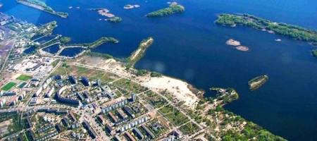 Комсомольськ vs Горішні Плавні: жителі обирають своєму місту іншу назву