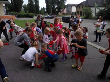 Виключно для батьків дітей від 3 до 8 років. Ну дуууууууже вигідна пропозиція!