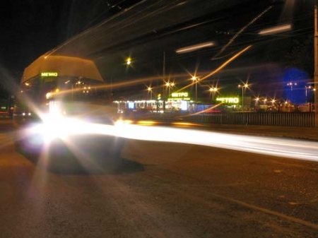 Кременчуцькі автомобілісти хочуть їздити вночі по вул. Героїв Небесної Сотні Кременчуцькі автомобілісти хочуть їздити вночі по вул. Героїв Небесної Сотні