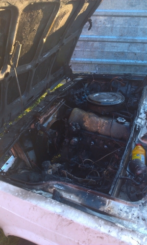 В Кременчуге горел ВАЗ В Кременчуге горел ВАЗ