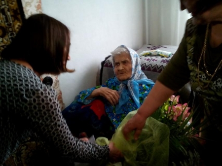 Кременчужанка Антоніна Крамаренко відсвяткувала 100-річний ювілей Кременчужанка Антоніна Крамаренко відсвяткувала 100-річний ювілей