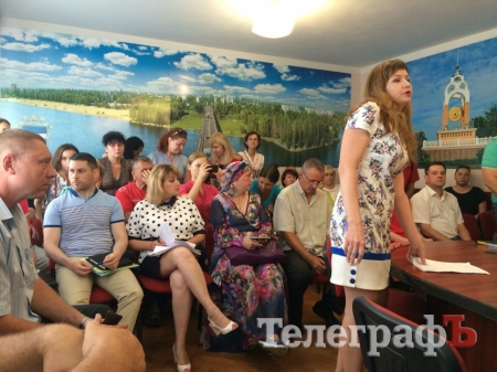 В Кременчуге родители более ста первоклассников боятся, что 1 сентября у их детей состоится в декабре