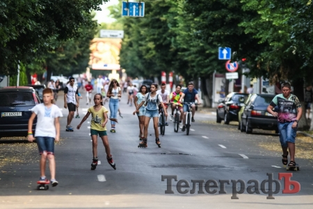 Вулицями Кременчука проїхалися юні екстремали