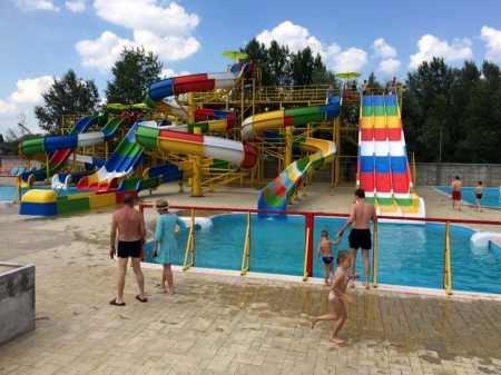 Єдиний на Полтавщині АКВАПАРК відкрився у Кременчуці на Молодіжному!