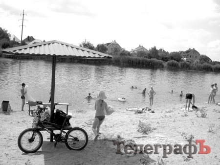 Купальный сезон-2016: Центральный пляж превращается в болото