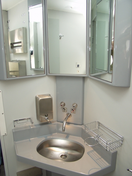 Вагоны КВСЗ стали частью нового поезда категории «Интерсити» на маршруте Киев -Херсон