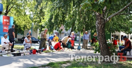 Большое переселение в Кременчуге: стихийную торговлю с водоканала и Московской убрали Большое переселение в Кременчуге: стихийную торговлю с водоканала и Московской убрали