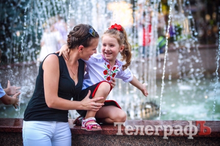 Кременчужани фотографувалися у вишиванках