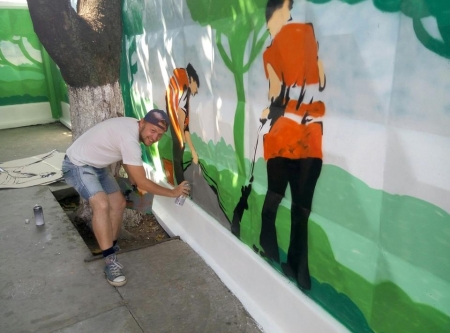 В Глобино на автобусной остановке появилось море