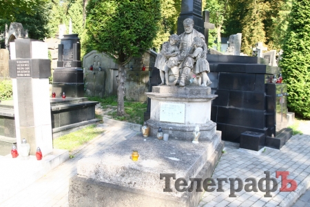 Всі на морі, а ми – на цвинтарі: Личаківське кладовище – місце, де час зупинився