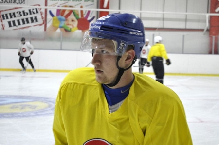 Хокейний клуб «Кременчук» підписав Захарченка, Овчиннікова, Михеєнка та Коваленя