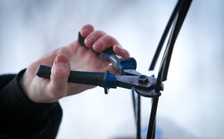 Николай, Игорь и Виталий постоянно крадут в Кременчуге телефонные кабели