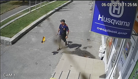 В Кременчуге воры с мороженком утащили 3 мотокосы. Звёзды YouTube...