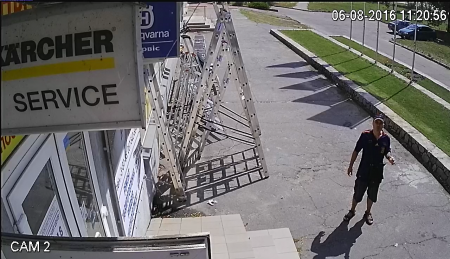 В Кременчуге воры с мороженком утащили 3 мотокосы. Звёзды YouTube...