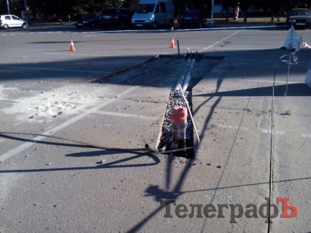 У «Амстора» в Кременчуге на выходных опять пытались начать строить АЗС