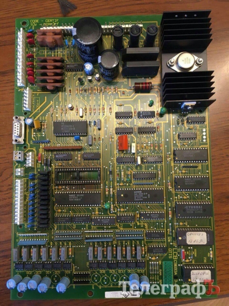 В Кременчуге не работают лифты сразу в 3-х домах 278-го квартала – из-за грозы и «перекоса по фазам»