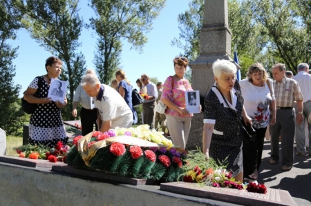 Кременчужани відзначили 75-річницю подвигу народних ополченців