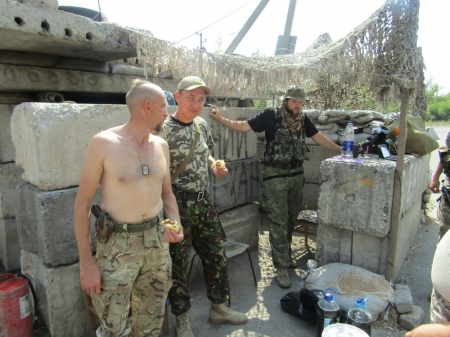 «Хлопці на передовій смакують домашніми варениками зі шкварками...» «Хлопці на передовій смакують домашніми варениками зі шкварками...»