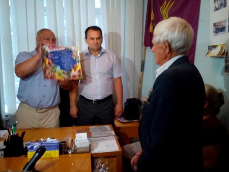 Кременчужанин Володимир Кушниренко, колишній в'язень «Освенцима», відсвяткував свій 90-й ювілей