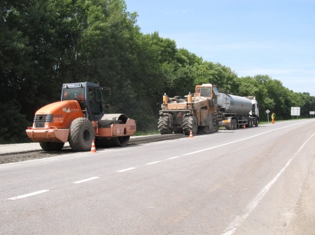 Ремонт трассы Полтава-Кременчуг остановили из-за форсмажора