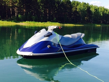 Под Кременчугом вор-экстремал украл неисправный водный мотоцикл