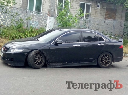 В Кременчуге пьяного гонщика остановила яма