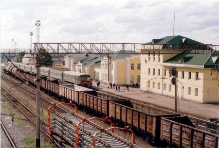 На Полтавщине женщина выжила после прыжка с моста на ж/д пути На Полтавщине женщина выжила после прыжка с моста на ж/д пути