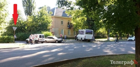 Маршрутчик ищет свидетелей ДТП на ул. Вадима Бойко Маршрутчик ищет свидетелей ДТП на ул. Вадима Бойко