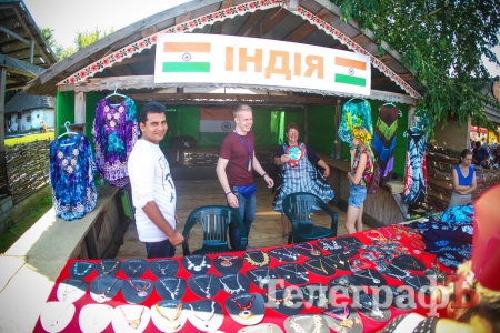 Що почому на Сорочинському ярмарку: сувеніри та цікавинки