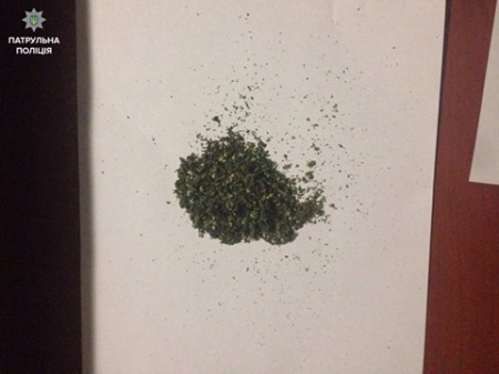 Грабіжник відібрав телефон у неповнолітньої кременчужанки