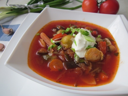 В Кременчуге дети отравились борщом В Кременчуге дети отравились борщом