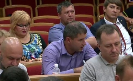 Сессия Кременчугского горсовета 30 августа: Крым и «челобитные» в Кабмин