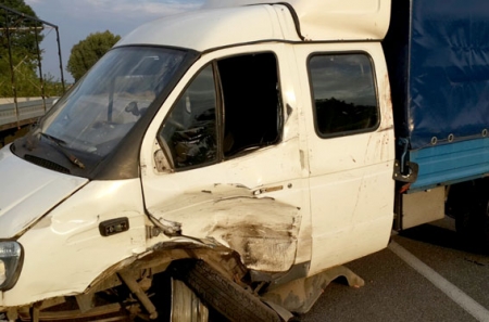 На Полтавщине мотоциклист врезался в ГАЗель: мужчина погиб на месте