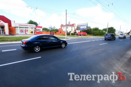 Без шампанского и с критикой: 1 сентября открыли дорогу на Молодежный