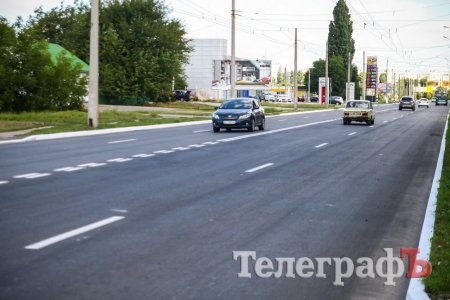 Без шампанского и с критикой: 1 сентября открыли дорогу на Молодежный