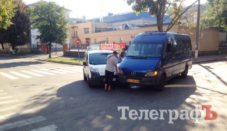 В центре Кременчуга в ДТП попала маршрутка №13