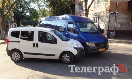 В центре Кременчуга в ДТП попала маршрутка №13