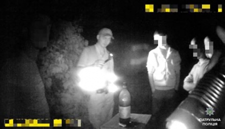 Кременчугские патрульные задержали «пацанчиков» с «бульбулятором»