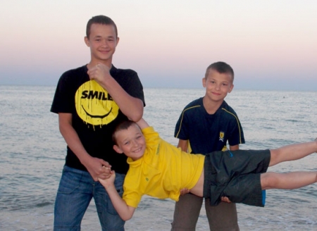 В Полтаве пропали трое несовершеннолетних детей В Полтаве пропали трое несовершеннолетних детей