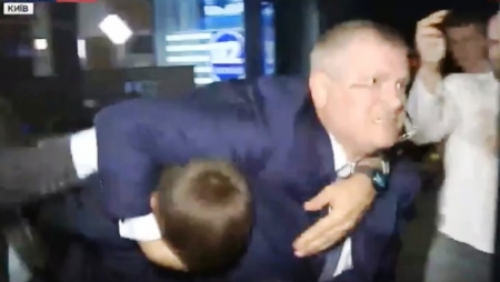 Неприкосновенный Вилкул и неприкосновенный Парасюк подрались