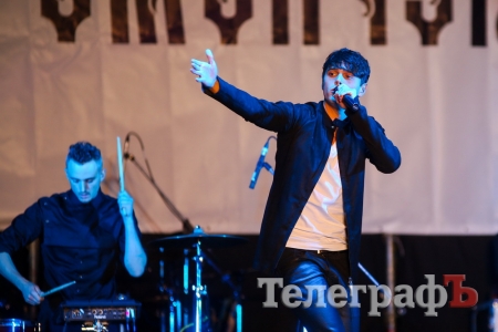 «Згоріла хата — гори сарай»: ТНМК у Кременчуці знімали відео на пісню «Небокрай»