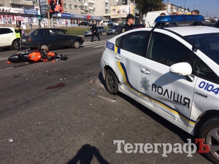 В Кременчуге произошло ДТП с полицейским авто: есть пострадавшие