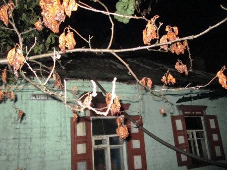 В Кременчуге пожар на веранде дома перекинулся на крышу