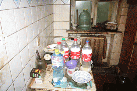 В Кременчуге прикрыли «мини-заводик» по производству самогона