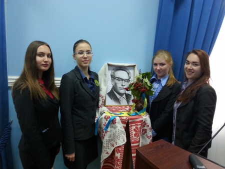 Кременчуцькі школярки стали лауреатами областного літературного конкурсу