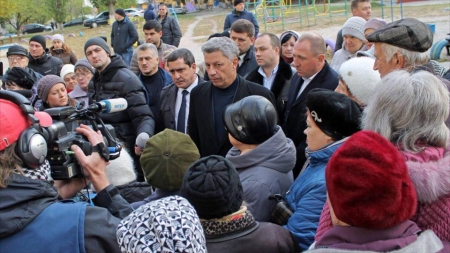 Бойко в Кременчуге предложил 4500 грн, Гройсман – всего 3200. Депутат Иванян волнуется, чем мы за это заплатим