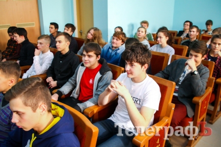 Під Кременчуком влаштували всеукраїнську битву штучних інтелектів Під Кременчуком влаштували всеукраїнську битву штучних інтелектів