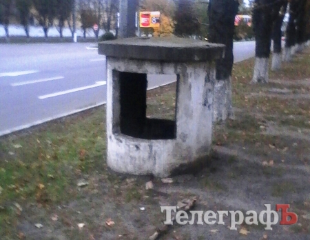 Кременчужане, в районе «Аптеки» берегите детей – там появился злой «скворечник»