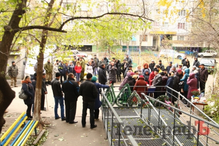 Кременчужани попрощалися з бійцем Сергієм Решетником