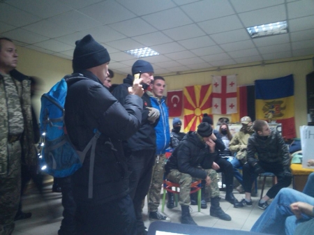 «Не**й пи*****тию разводить в городе» - ГК «Азов» «запретил» смотреть в Кременчуге кино Пиддубной о геях